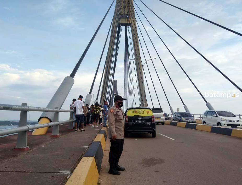 Terkait Pungli di Jembatan Barelang, DPRD Minta Dishub Segera Bertindak – Metropolis
