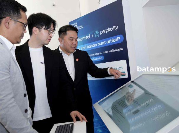 Telkomsel dan OpenAI meluncurkan Paket Promo Bundling ChatGPT Go dengan kuota khusus dan akses langganan ChatGPT.