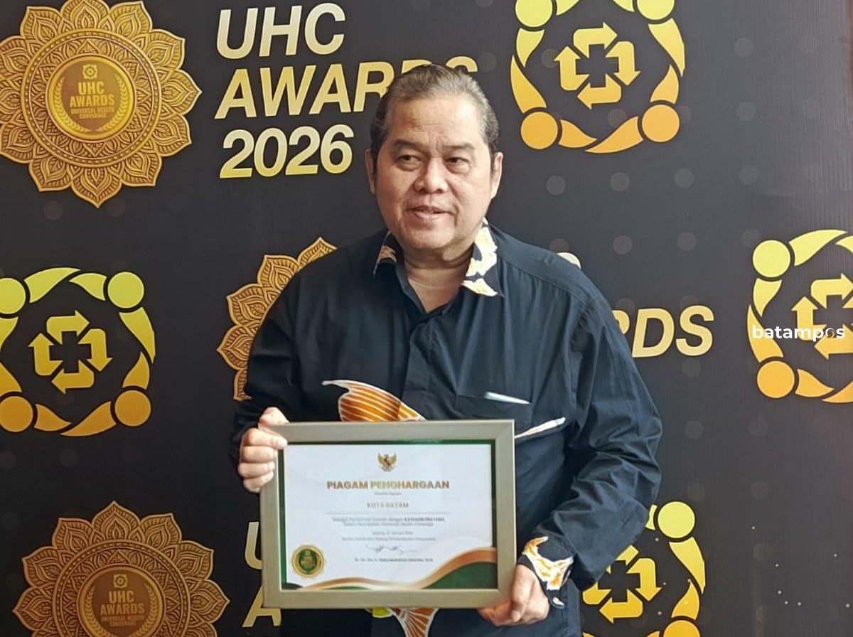 Batam Raih UHC Award 2025
