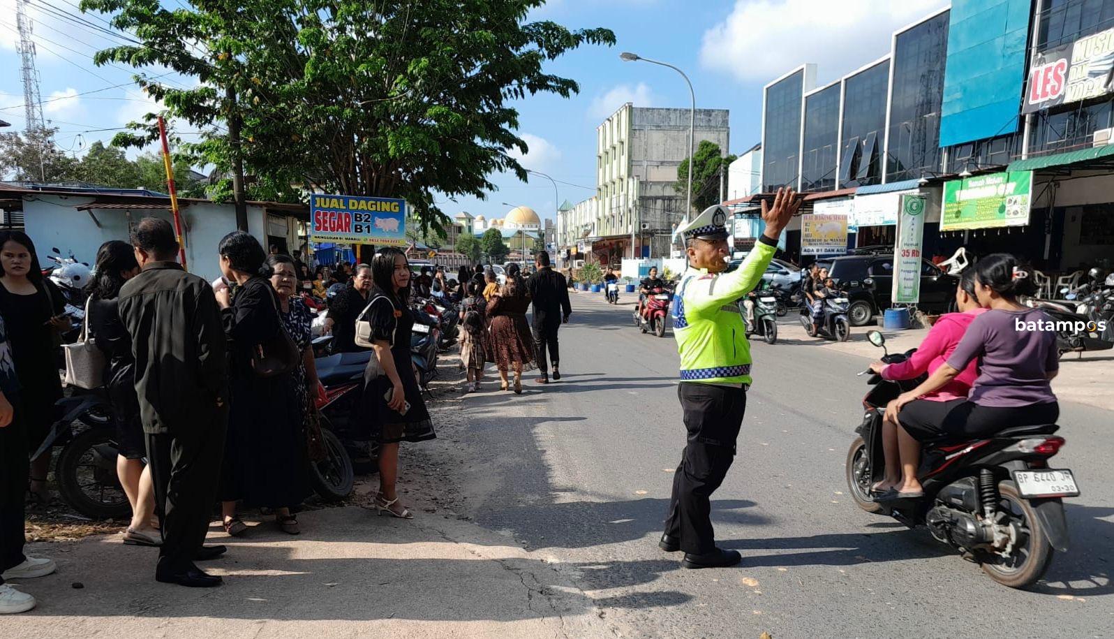 Polisi patroli di titik rawan. F Yofie Yuhendri/ Batam Pos