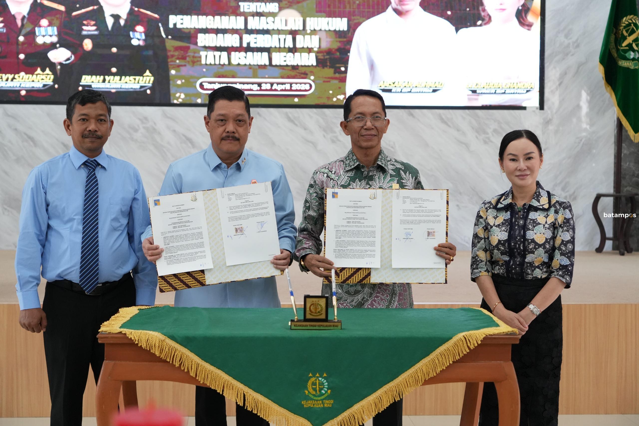 Penandatanganan MoU antara BP Batam dan Kejati Kepri di Aula Kejati Kepri, Tanjungpinang.