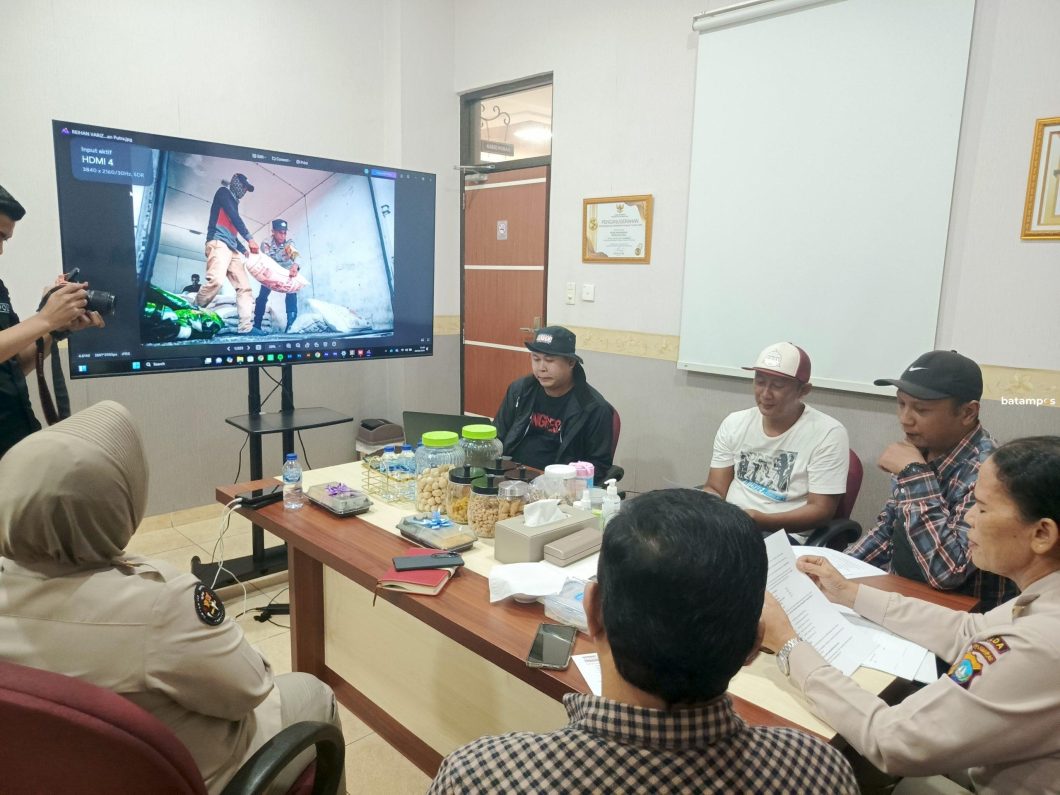 Penjurian Lomba Foto HUT ke-80 Bhayangkara Rampung, Ratusan Karya Berebut Juara – Metropolis