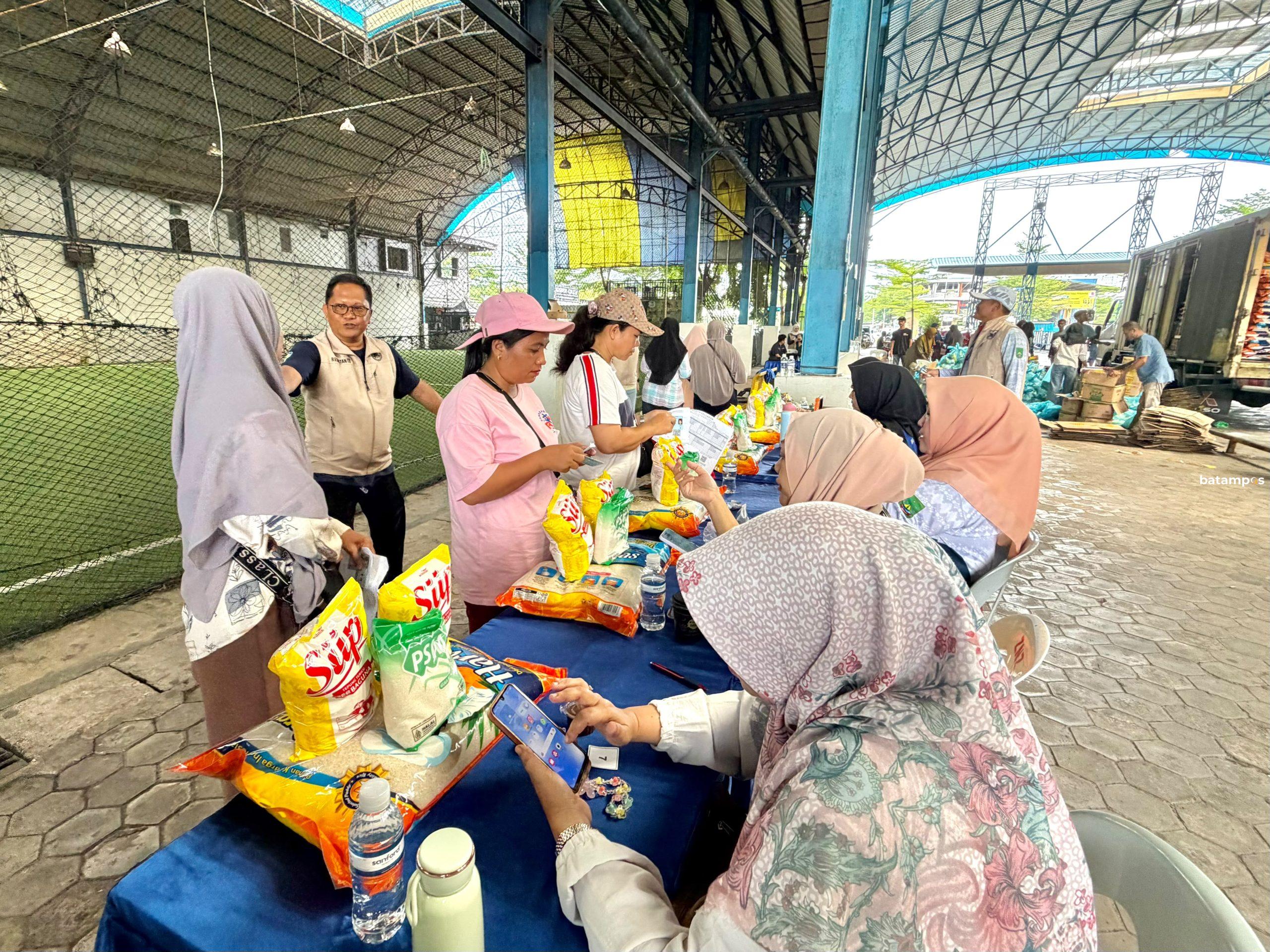 Pasar Murah Bersubsidi Kini Pakai Barcode Lewat Aplikasi Si Tebus Murah – Metropolis