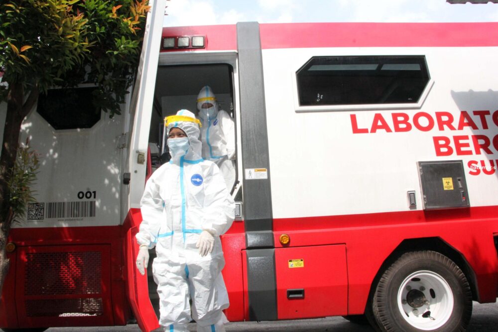 Jumlah Kasus Aktif Covid-19 di Batam Sisa Segini 1 Laboratorium Bergerak Survailen BTKLPP Kelas I batam Dalil Harahap2 scaled e1643360893837
