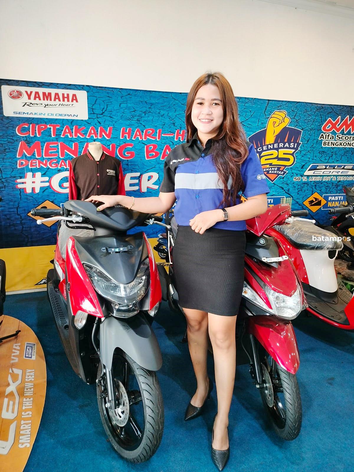 YAMAHA 1