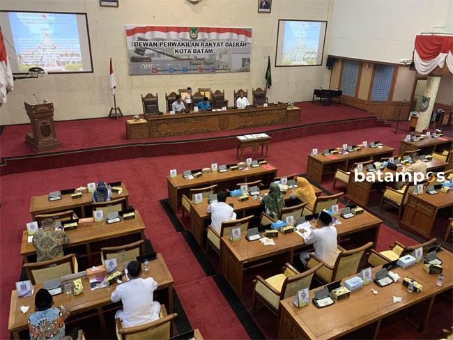 DPRD Batam Setujui KUA-PPAS APBD Tahun 2023, Meningkat Rp 77 Miliar 1 DPRD Batam rapat paripurna