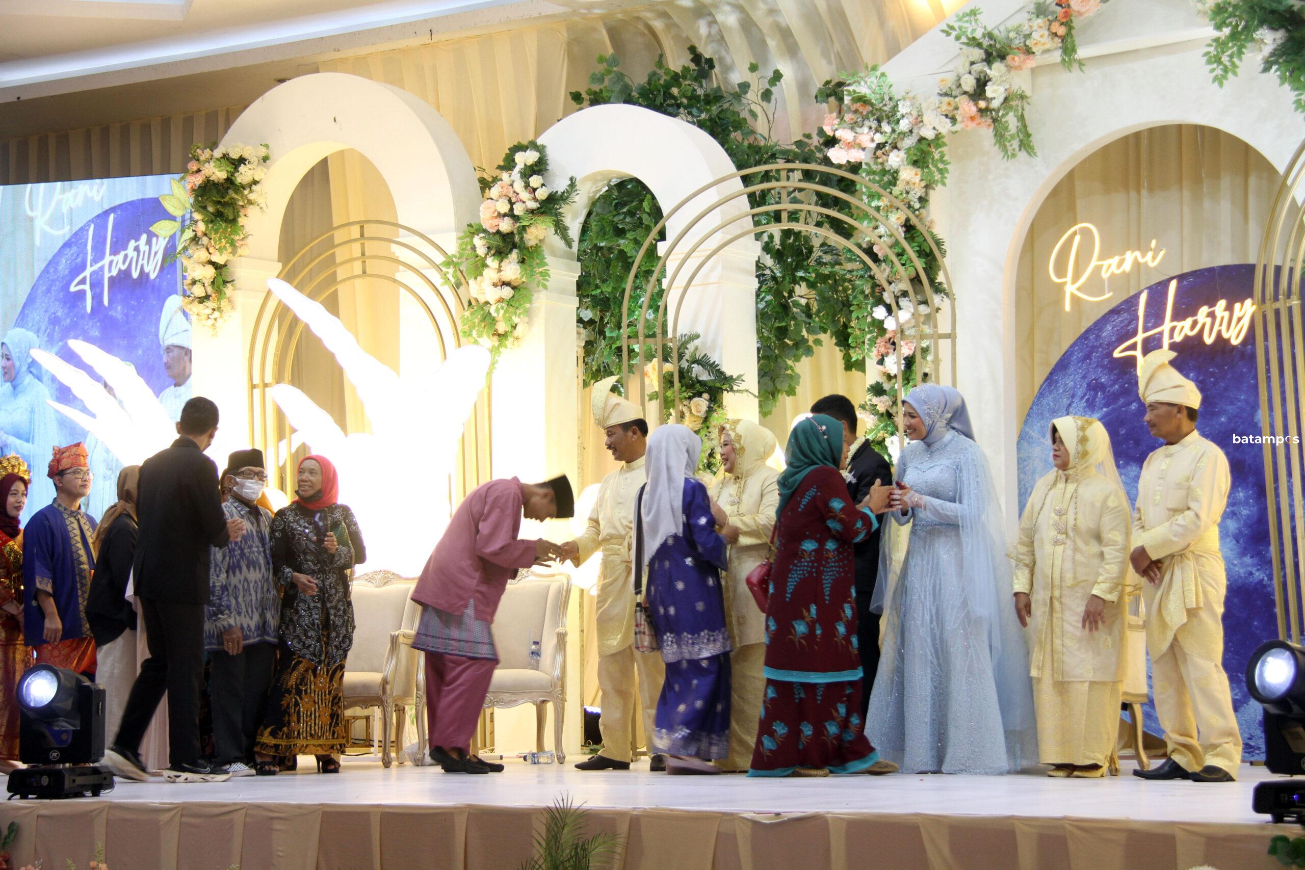 Pernikahan Putri Walikota Batam 3 F Cecep Mulyana scaled