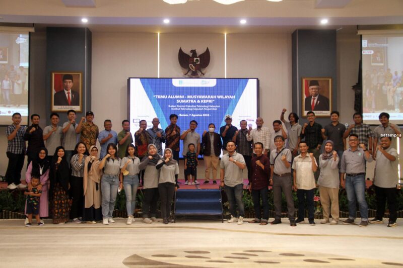 Temu Alumni ITS 1 F Cecep Mulyana scaled e1659923405183