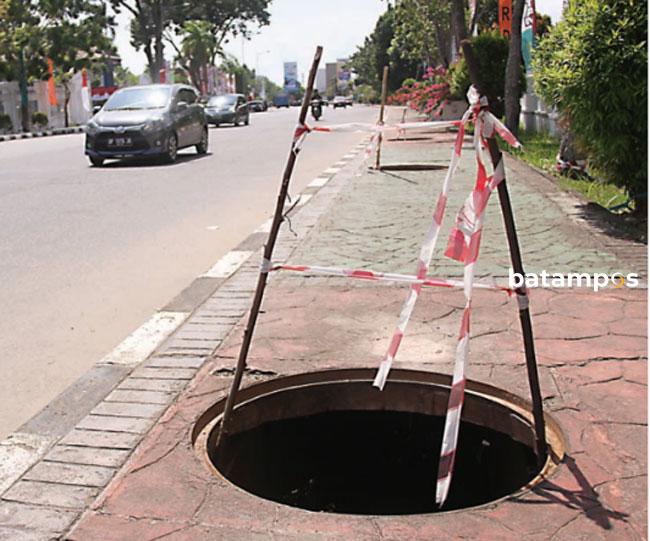 Tutup Drainase Belum Diganti, Wali Kota Batam: Belum Ada Anggaran 1 drainase