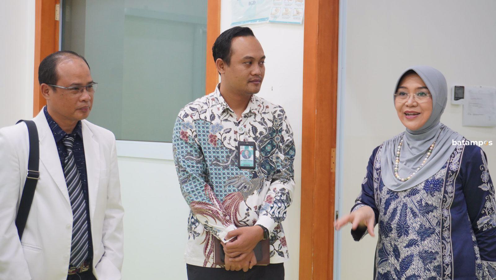 Tim evaluator Ditjen Dikti melakukan evaluasi lapangan usulan pembukaan Program Studi Spesialis di Fakultas Kedokteran Universitas Batam.