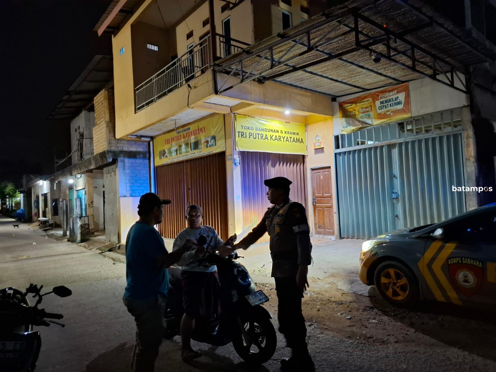 Polisi menangani laporan dugaan penarikan paksa motor oleh oknum leasing di BatuaAji Batam.